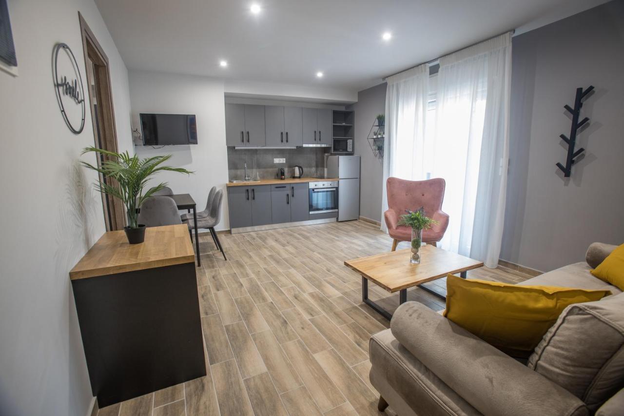 Raise Averof Serviced Apartment *