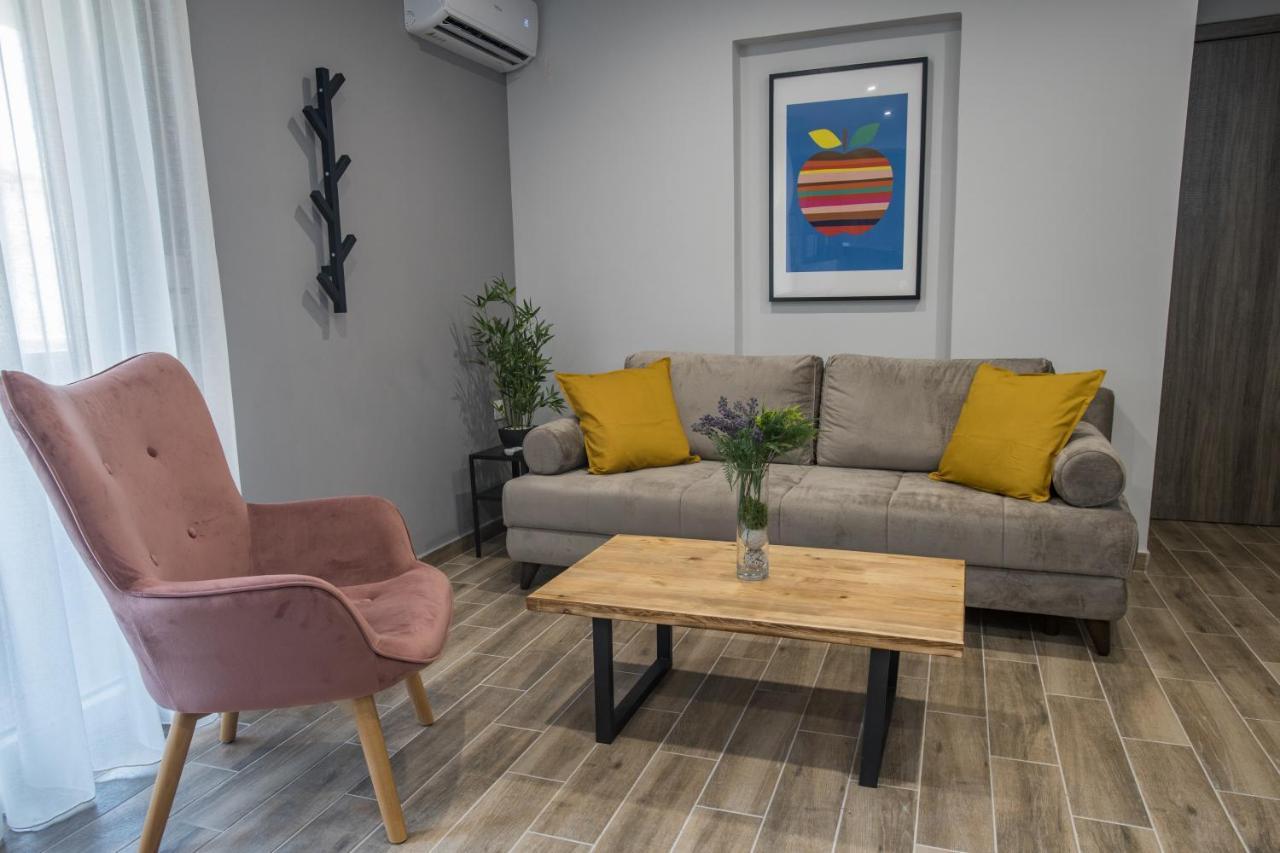 Raise Averof Serviced Apartment *