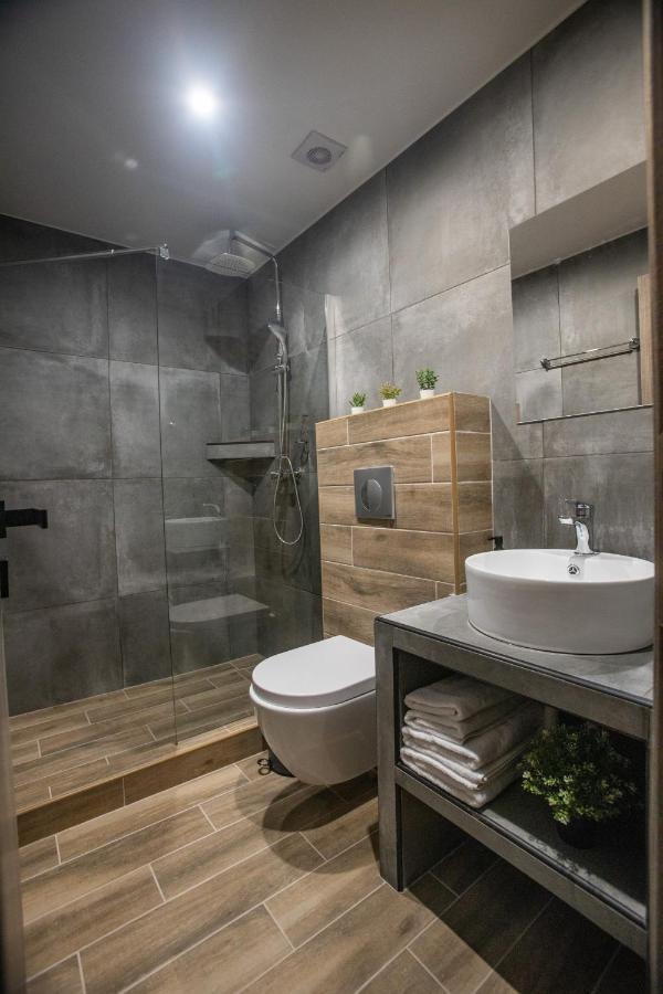 Raise Averof Serviced Apartmán
